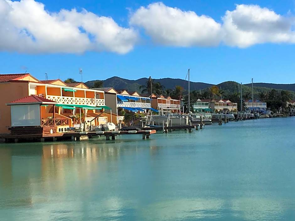 Antigua chiama Italia villas