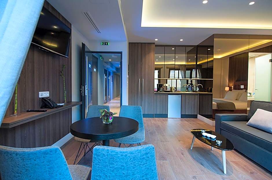 Athens Platinum Rooms and Suites