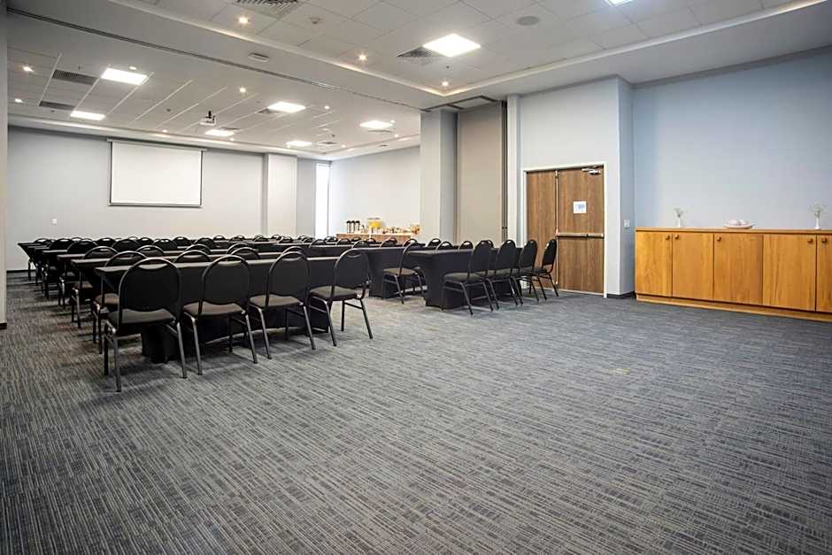 Holiday Inn Express Guadalajara Iteso By IHG