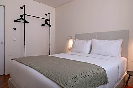 Premium Apartment with  Private Terrace