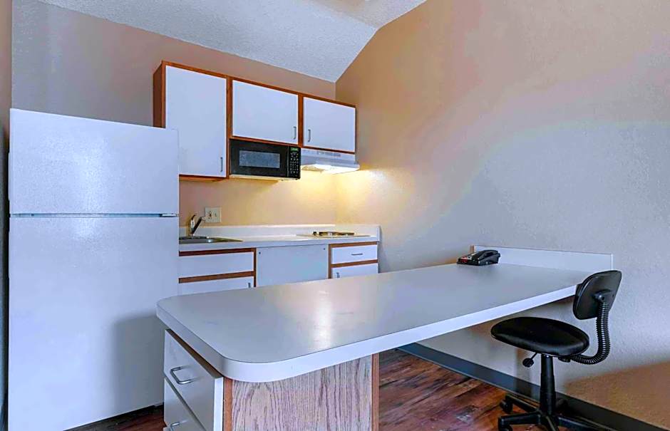 Extended Stay America Suites - Orlando - Lake Mary - 1040 Greenwood Blvd