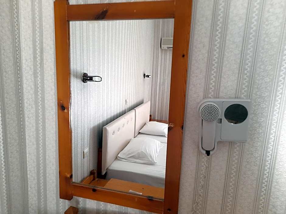 Phaethon Hotel