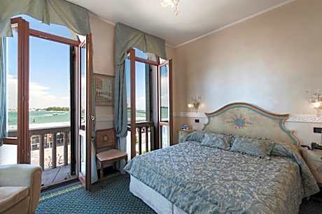 Superior Double Room with San Marco View