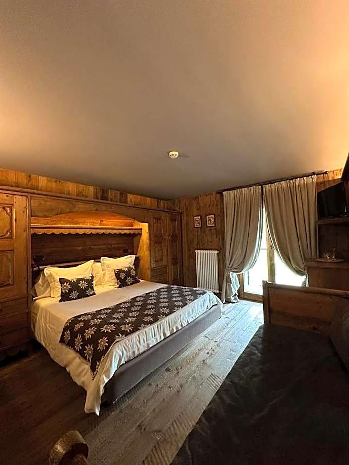 La Madonnina Del Gran Paradiso Wellness Hotel