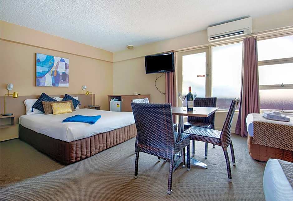 The Metropolitan Spring Hill