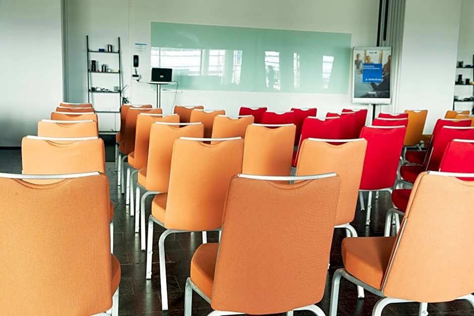 Radisson Blu Airport Terminal Hotel