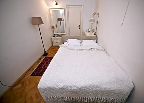 Economy Single Room