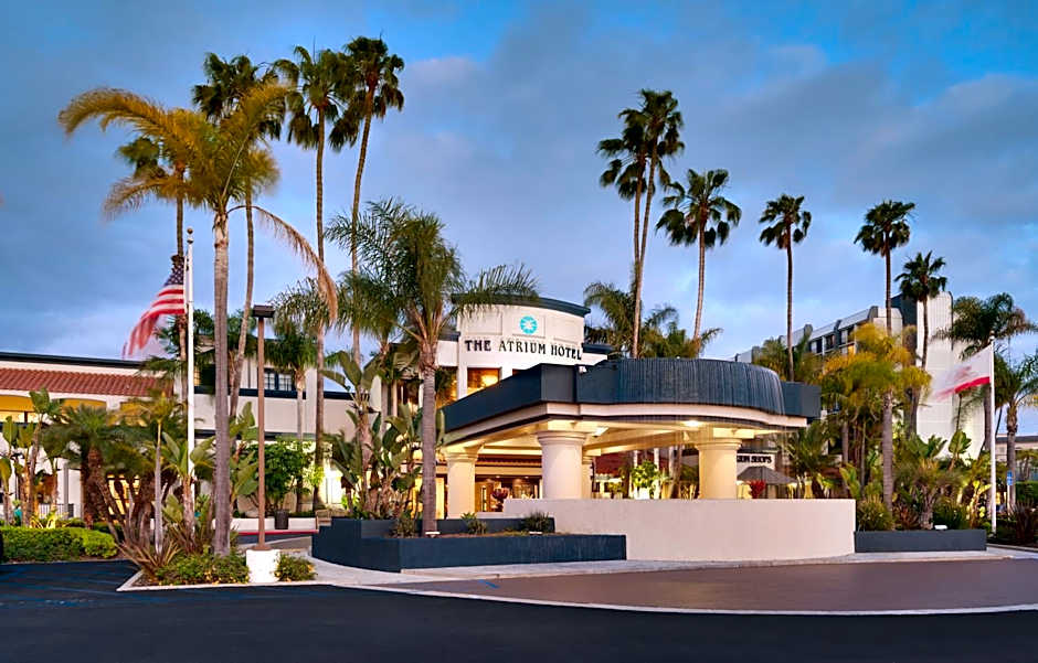 Atrium Hotel At Orange County Airport
