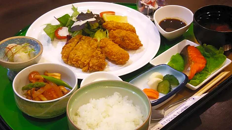 Hotel Grand Plaza Urashima