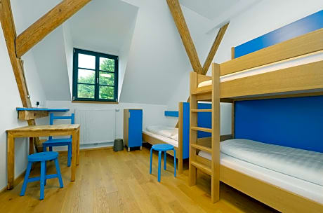 Triple Room with Bathroom
