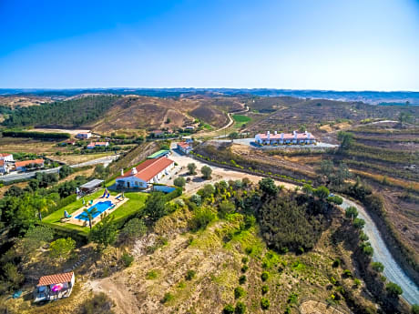 Nave Redonda do Cerro - Countryside & Nature