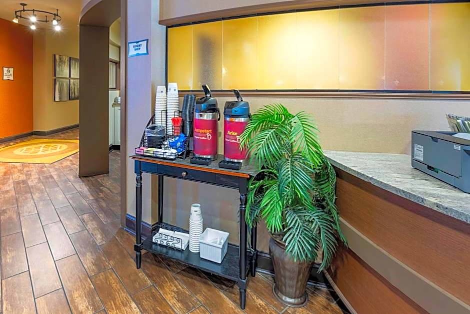 Best Western Plus Tupelo Inn & Suites