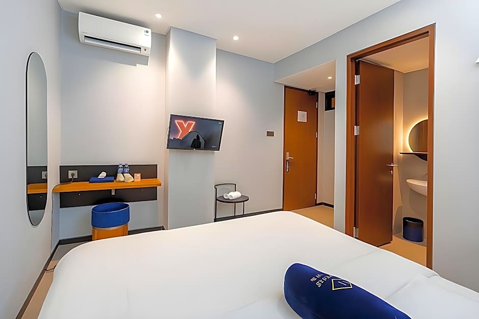 Hotel Youstay Semarang by Sinergi