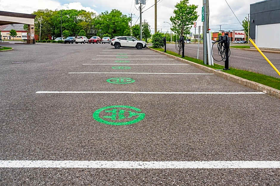 Quality Inn & Suites Levis