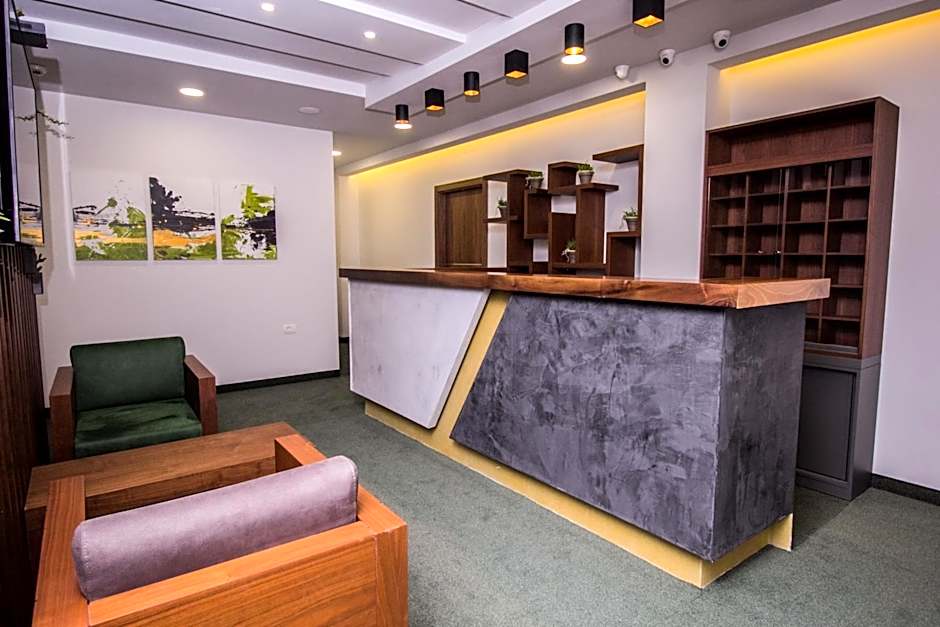 Hotel Bograd - Apartments & Lounge Station