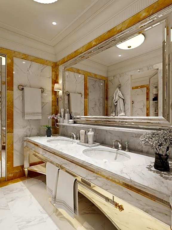 The Plaza Doha, LXR Hotels & Resorts