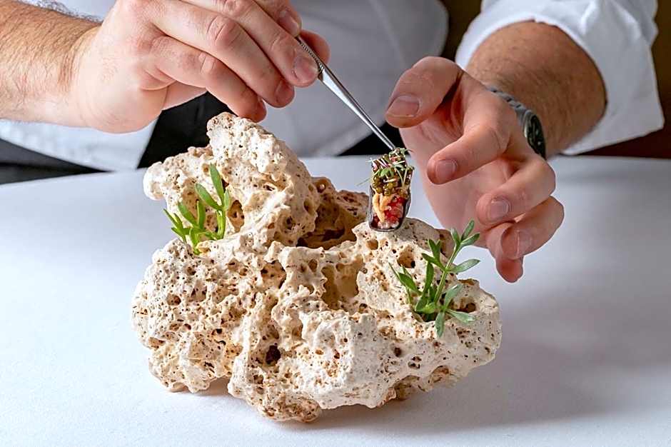 Town Hall Hotel & Apartments