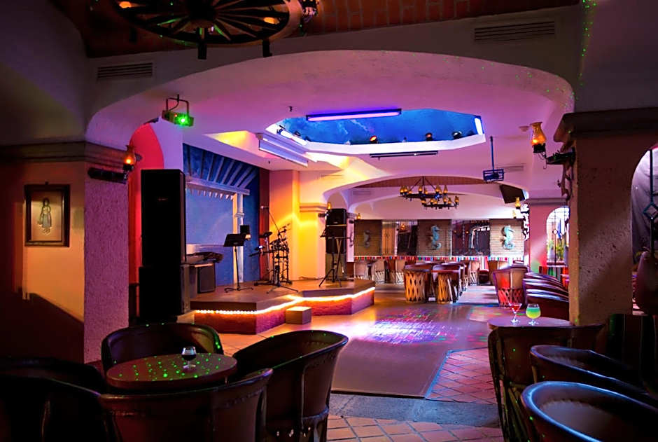 Barcelo Ixtapa - All Inclusive