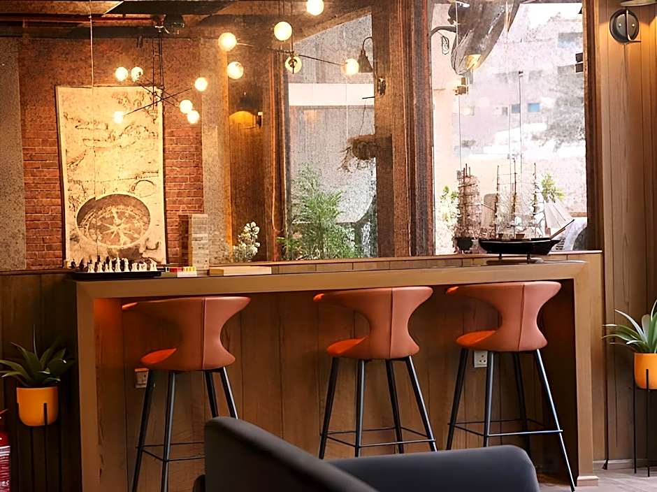 Palette Luxury Mirage Hotel