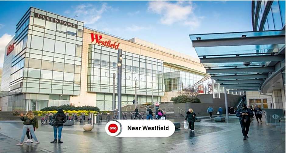 OYO Abbey Hotel, London Shepherd's Bush Market