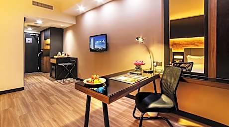 Deluxe Family Room