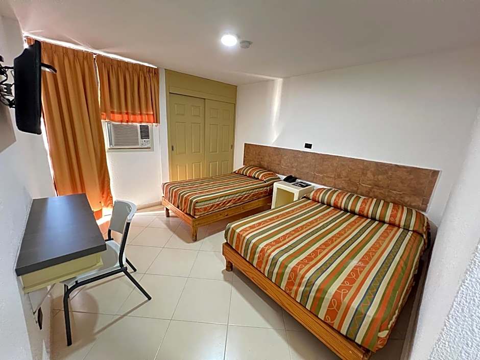 HOTEL SALVADOR