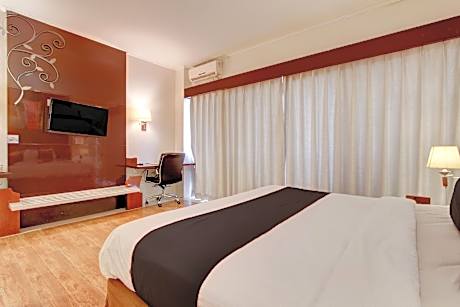 Junior Suite with Balcony