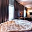 Arctic Light Hotel