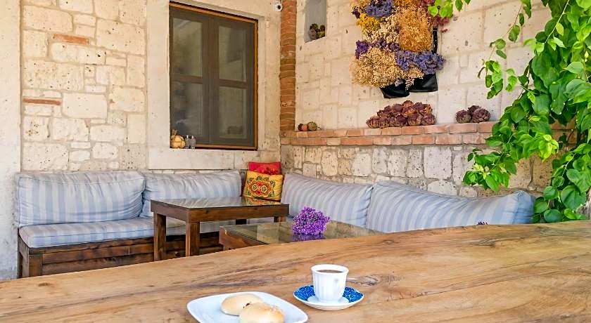 Alayaz Hotel
