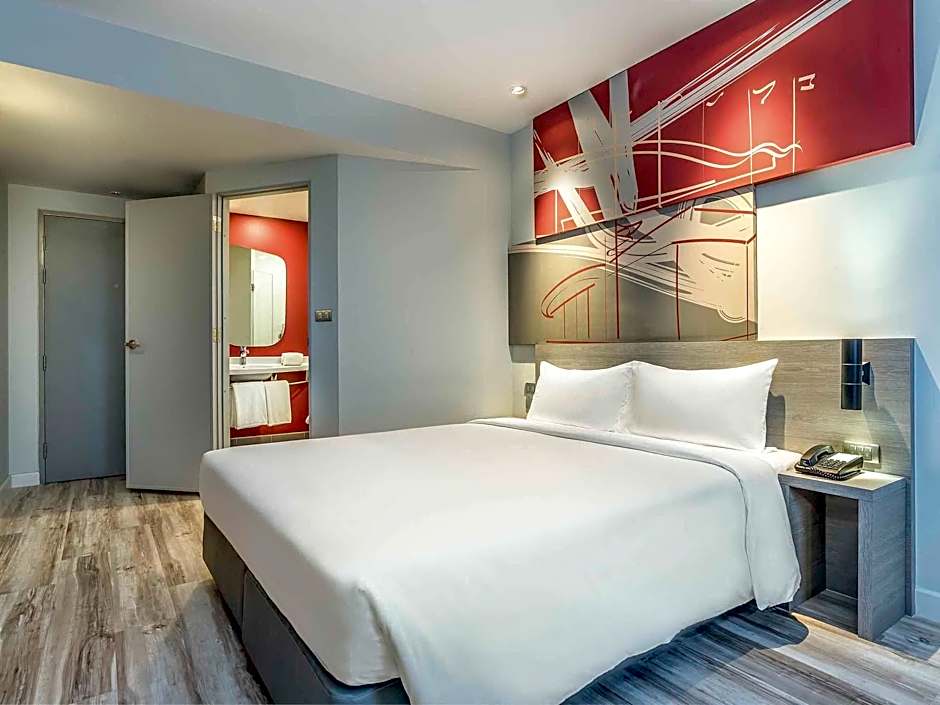 ibis Bangkok IMPACT