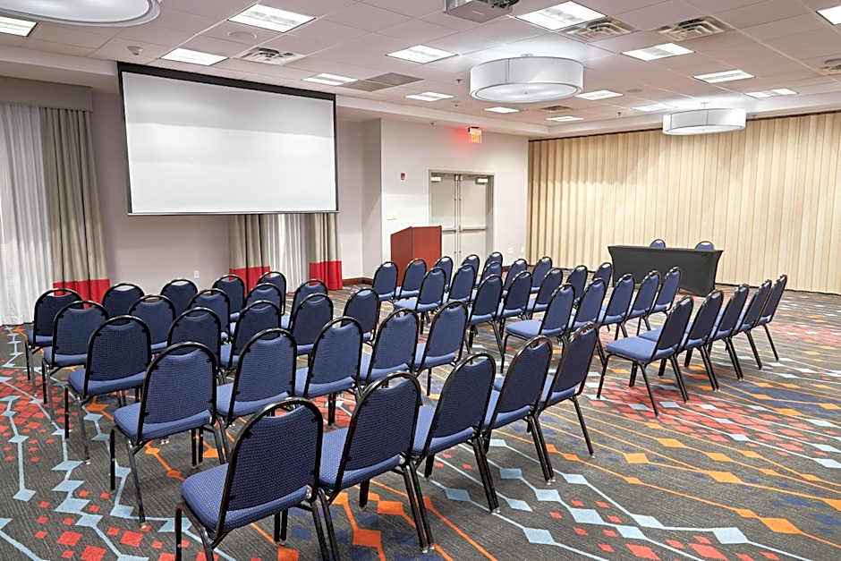 Holiday Inn Hotel & Suites Stockbridge-Atlanta I-75 By IHG