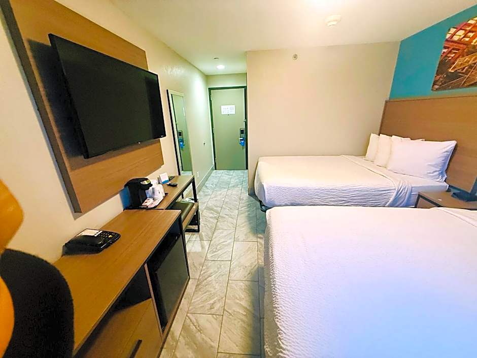 Days Inn by Wyndham Brooklyn Borough Park