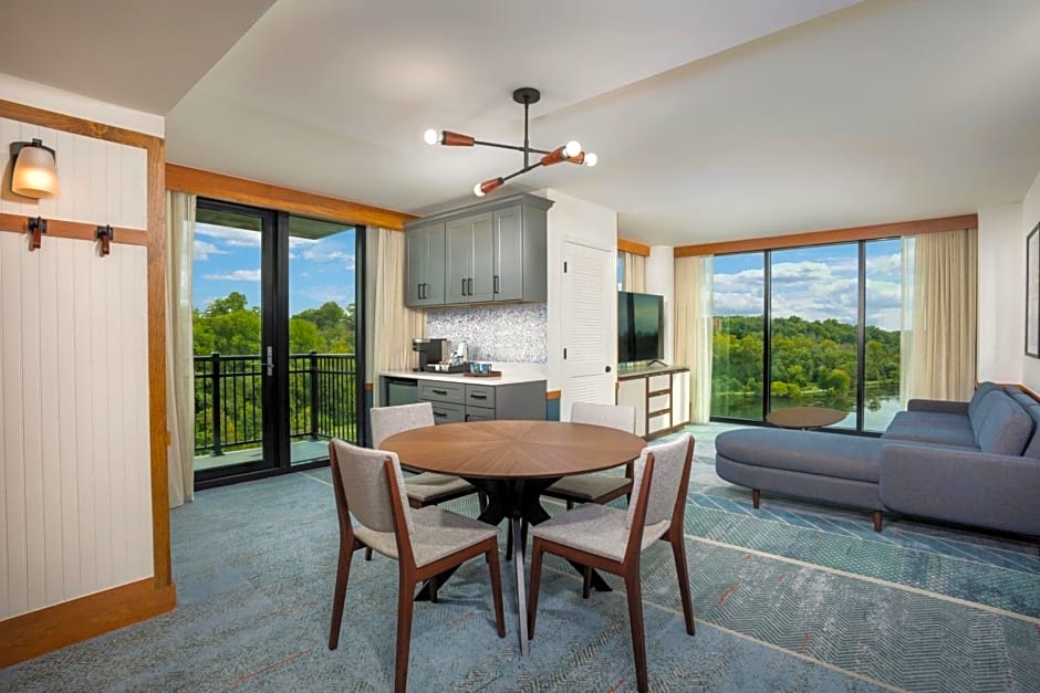 Merriweather Lakehouse Hotel, Autograph Collection
