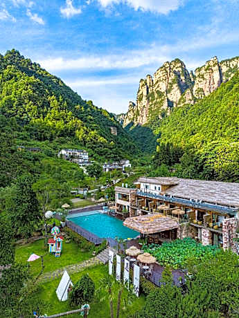 Pandora Vista Retreat