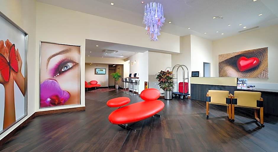 Best Western Plus City Hotel