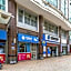 Guangzhou Business Hotel (Shangxiajiu Pedestrian Street Changshou Road Subway Station Branch)
