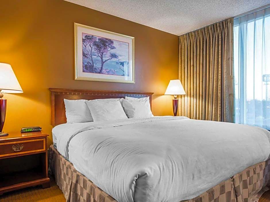 Clarion Inn And Events Center Pueblo North