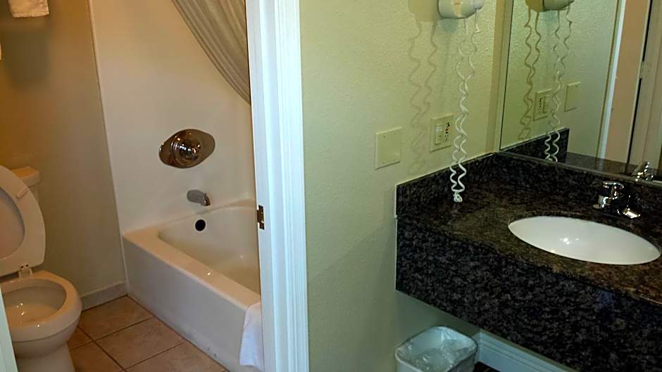 Regency Inn