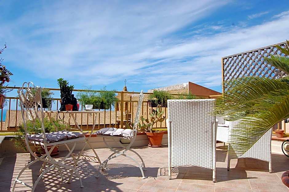 PortAtenea - Atenea Collection