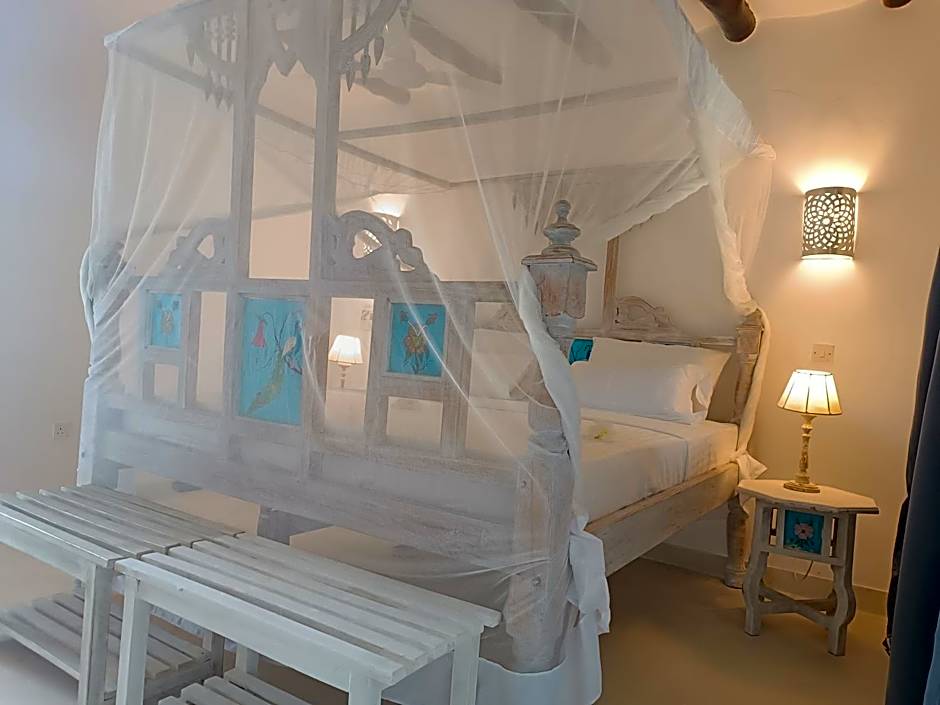 Pole Pole Beach House