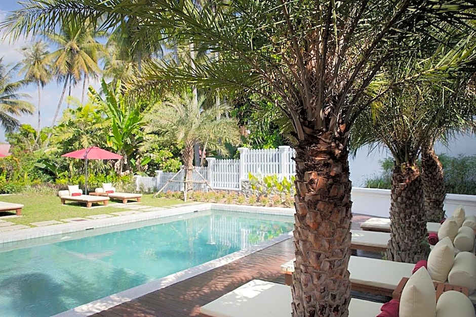 Parasol Blanc Hotel