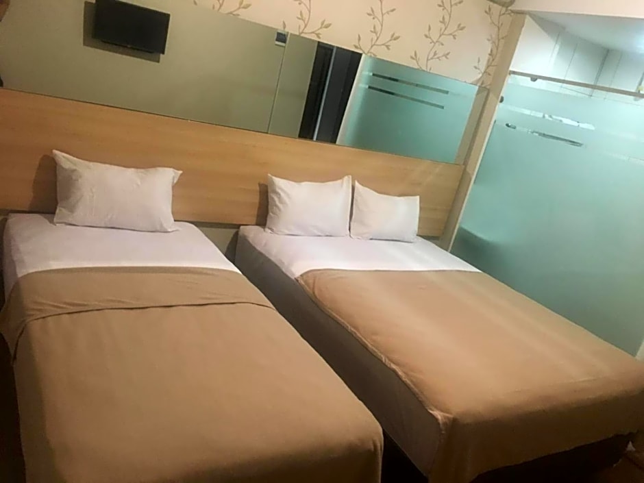 Royal Guesthouse Bandar Lampung