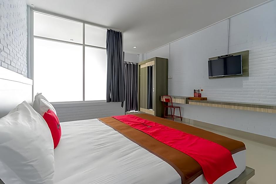 RedDoorz Plus @ Vantas Hotel Parbaba