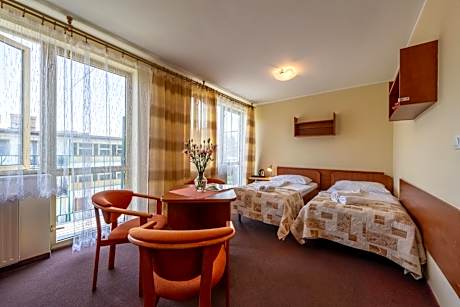 OW Carbo Dąbki - w sąsiedztwie lasu i jeziora