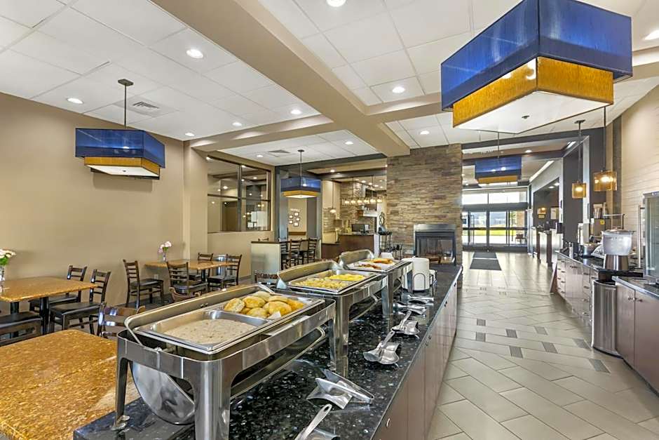 Best Western Plus Williston Hotel & Suites