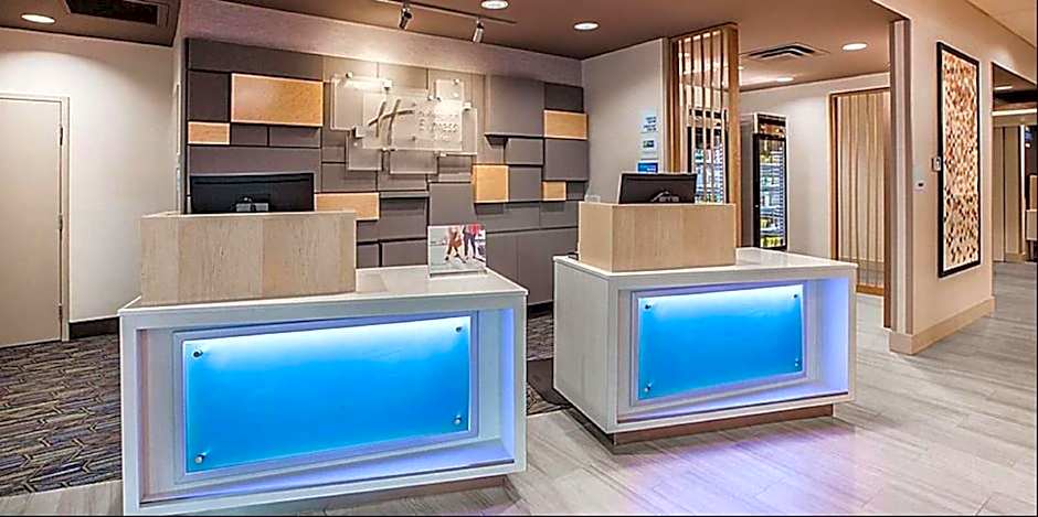 Holiday Inn Express And Suites Madison West - Middleton By IHG