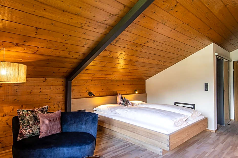 Photo 1 of 5 of Suite, Balcony