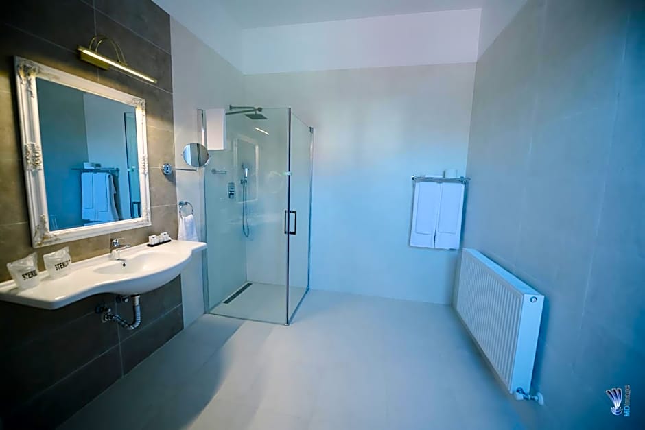 Hotel La Belle Epoque