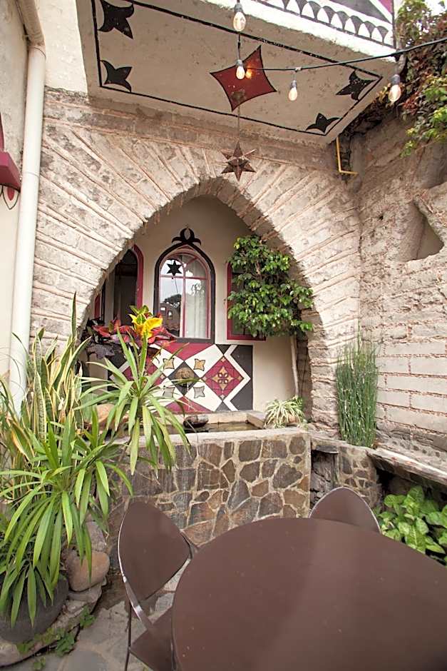 Hotel Casa Blanca