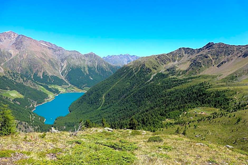 Pension Apartments Pardell